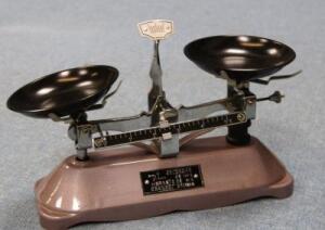 *A set of modern Lark postal weighing scales.