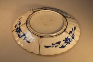 A large Imari charger - 2