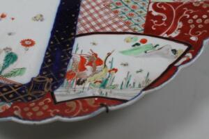 A large Imari charger - 4