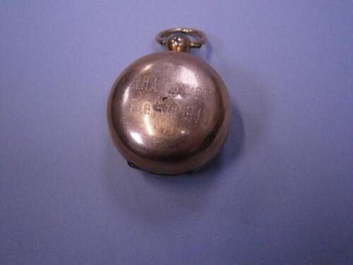 A 9ct gold sovereign case
