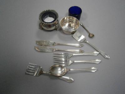 Silver bowl and associated liner and seven pieces pastry cutlery