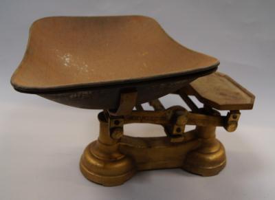*A Baker & Walsh set of pan scales.