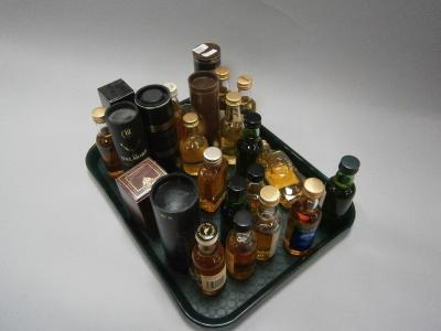 A quantity of Whisky miniatures.