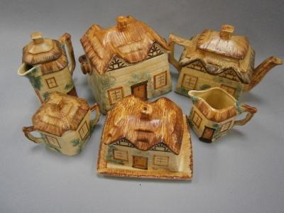 Cottage ware pottery