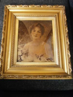 A Edwardian portrait crystoleum of a young female