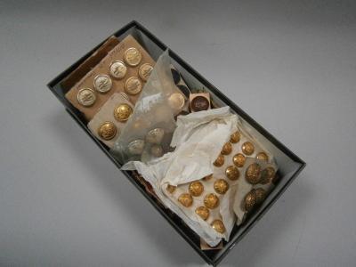 Military buttons