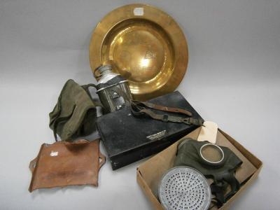 Boxed WWII German gas mask ARP TM and contents
