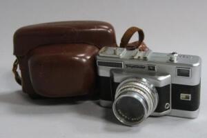 A Voigtlander Vittessa T SLR camera