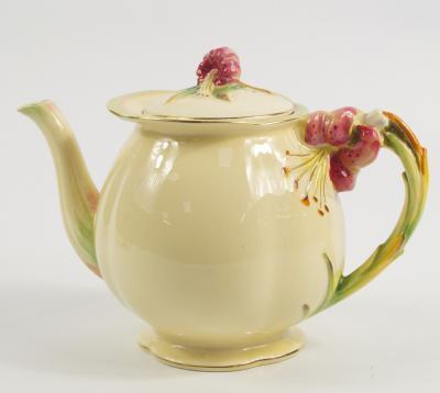 A Royal Winton pottery cream ground teapot