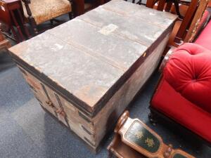 A Victorian painted and metal bound wooden sea chest - 7