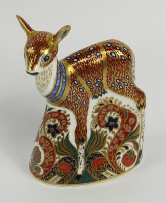 A Royal Crown Derby Imari porcelain paperweight modelled as the Fawn