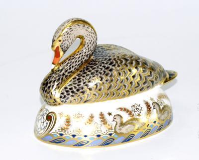 A Royal Crown Derby Imari porcelain paperweight modelled as the Golden Jubilee Black Swan