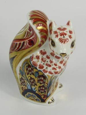 A Royal Crown Derby Imari porcelain paperweight modelled as the Welbeck Squirrel