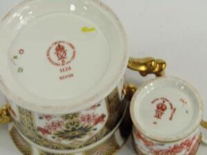 A Royal Crown Derby porcelain Old Imari loving cup - 2
