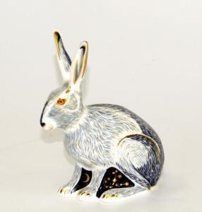 A Royal Crown Derby Imari porcelain paperweight modelled as the Hare