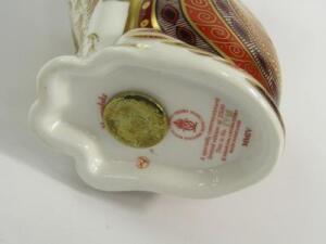 A Royal Crown Derby Imari porcelain paperweight modelled as Marmaduke - 2