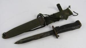 A US bayonet - 3