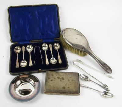 A set of six George V silver tea spoons
