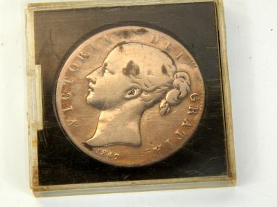 A Queen Victoria young head crown 1847
