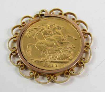 A George V gold sovereign 1911