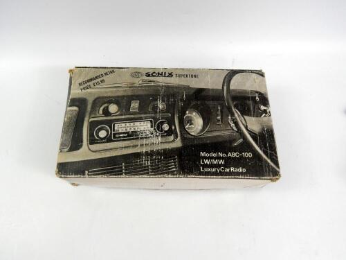 A 1970s Sonix car radio