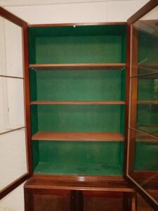 A mahogany cupboard bookcase - 3
