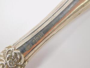 A set of six Edward VII silver handled steak knives - 2