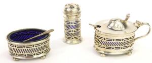 A George V silver three piece condiment set - 2