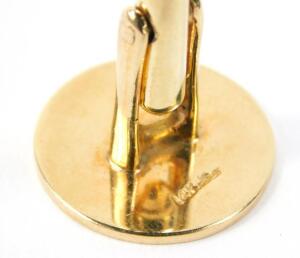 A pair of circular cufflinks - 2