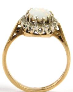 A 9ct gold and oval opal ring - 3