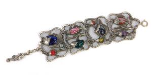 A contemporary four link bracelet