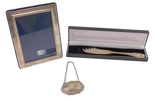 A silver strut photograph frame