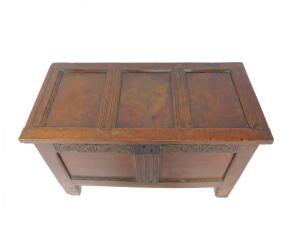 A 17thC oak coffer - 2