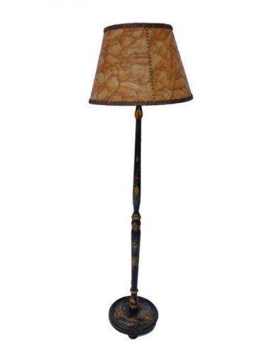 An early 20thC black japaned lacquer standard lamp