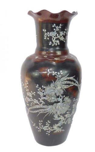 A Chinese lacquer baluster vase