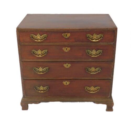 A George III mahogany bachelor's chest of drawers
