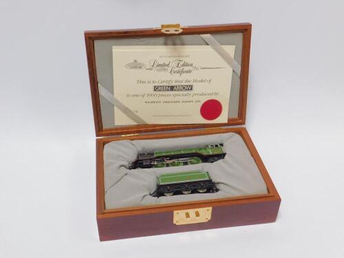 A Bachmann model of The Green Arrow
