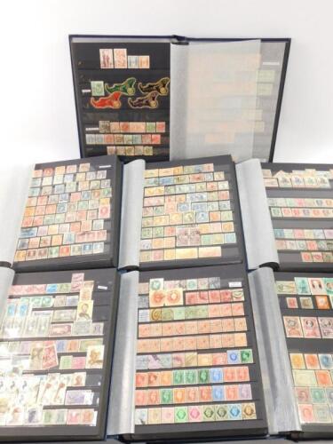 World.- A comprehensive world collection in seven uniform albums
