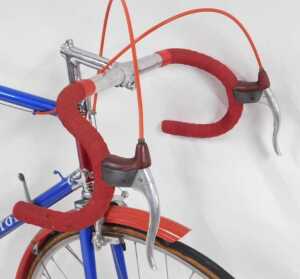 A Carlton Cycles bicycle, with a Reynolds 531 blue painted frame, with Carlton Cycles enamelled... - 3