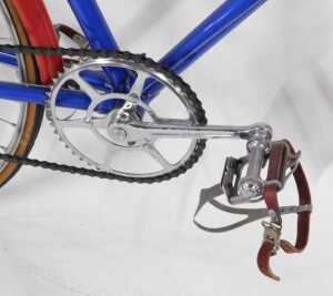 A Carlton Cycles bicycle, with a Reynolds 531 blue painted frame, with Carlton Cycles enamelled... - 5