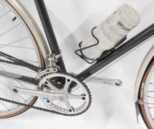 A Reynolds 531 black bicycle frame, the black frame, with a Cinelli handlebar, Shimano 105... - 5