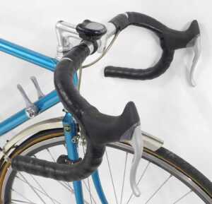 A Reynolds 531 turquoise frame bicycle, with Cirelli hard handlebars, Cat Eye CCCL200 cordless 2... - 3