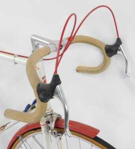 A WH Beattie Lancier bicycle, with a Reynolds 531 cream frame with multicoloured banding,... - 3