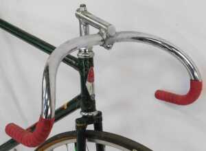 A Higgins bicycle, the green painted frame with Higgins crest, logo and lettering, with chrome... - 3