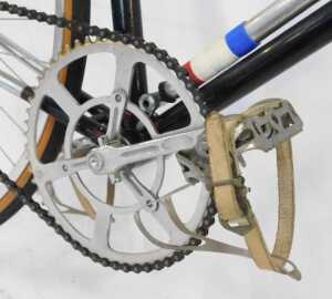 A Hetchins bicycle, with a Reynolds 531 black frame, applied advertising and a Hetchins of... - 6