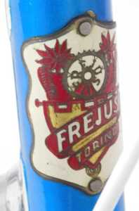 A Frejus Campagnolo Italian bicycle, the silvered frame with crest and advertising, with chrome... - 8