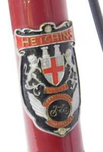 A Hetchins racing bicycle, with a Reynolds 531 red frame with crest, chrome handlebars and... - 7