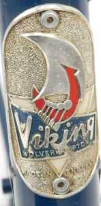 A Viking of Wolverhampton bicycle frame and fork set, with an enamelled head badge, blue. - 3