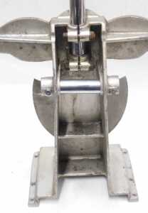 The James Super Luxe gent's Arrow Ace model number 7 seat post advertising stand. - 5