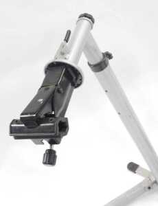 A bicycle repair stand, 83cm high, together with a BETO Cycling Necessity tyre pump with... - 3
